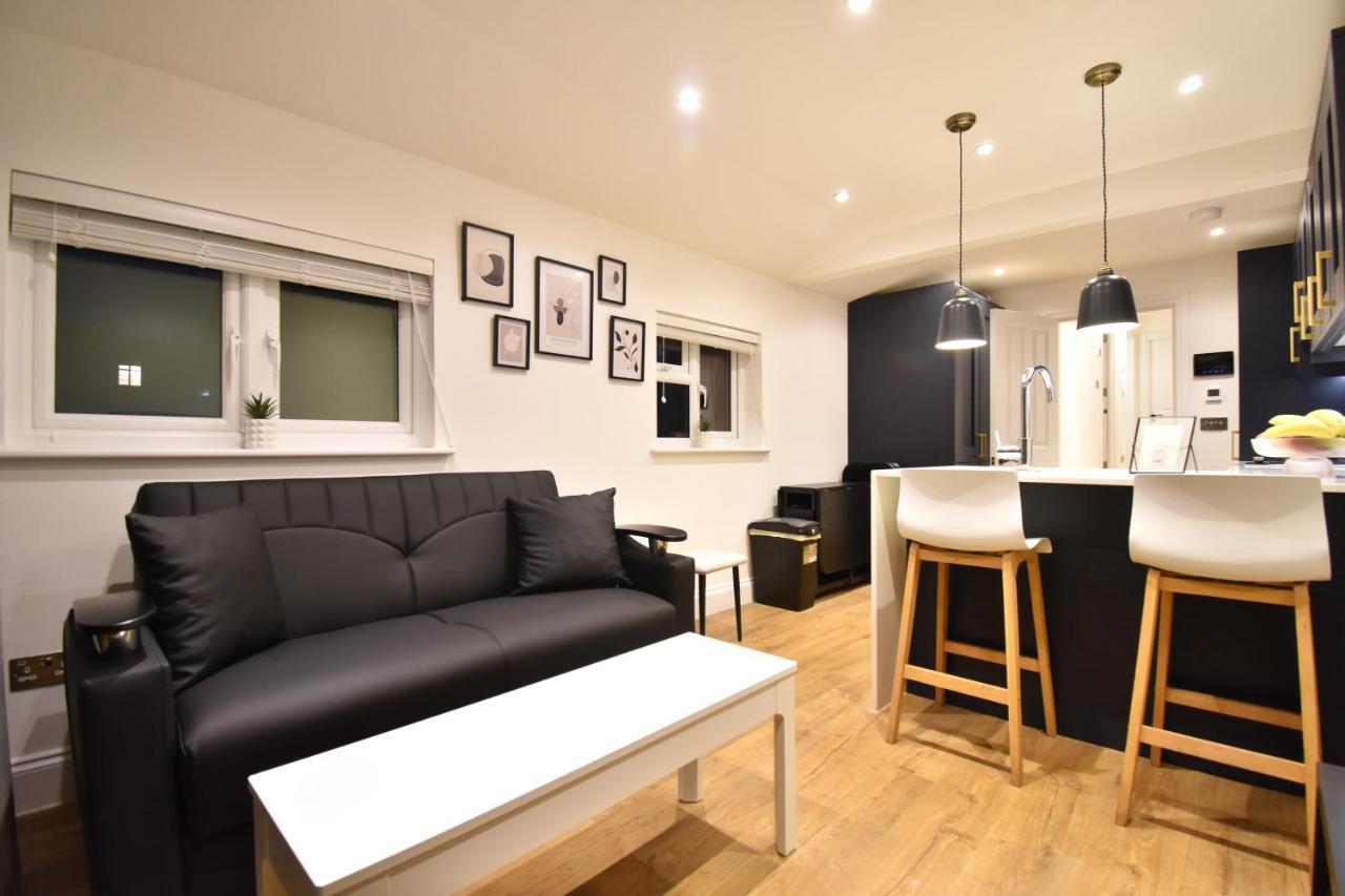 Stunning 3 Bed Apartment London Bagian luar foto