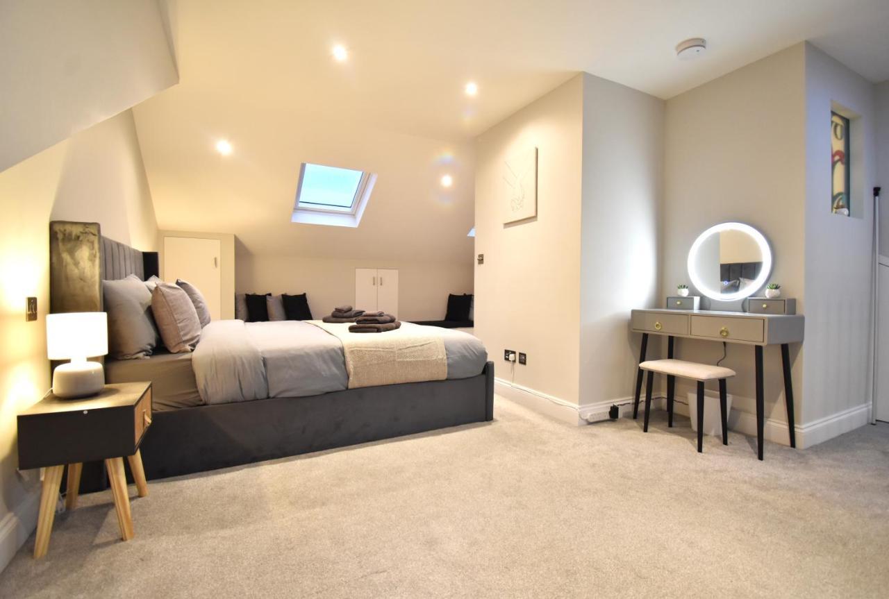 Stunning 3 Bed Apartment London Bagian luar foto
