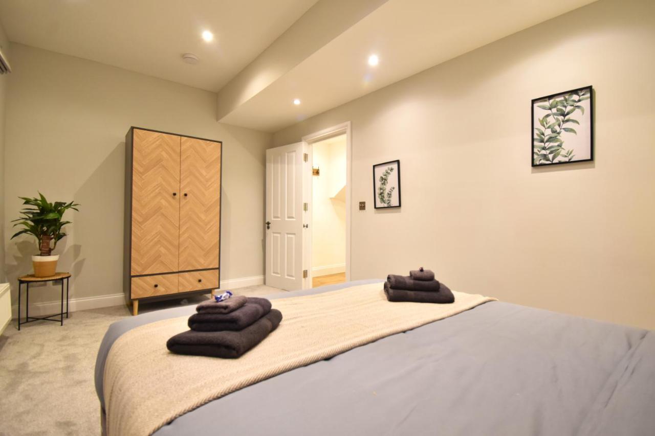 Stunning 3 Bed Apartment London Bagian luar foto
