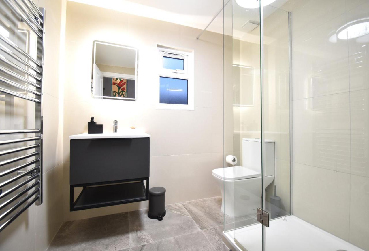 Stunning 3 Bed Apartment London Bagian luar foto