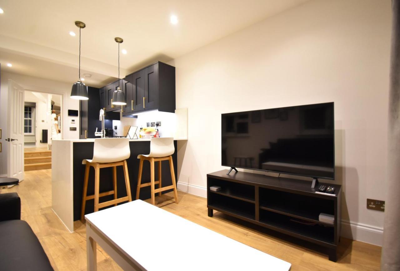 Stunning 3 Bed Apartment London Bagian luar foto